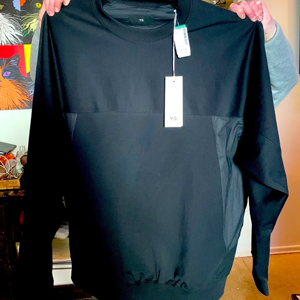 All black very comfortable stylish. Could be worn with track pants jeans.